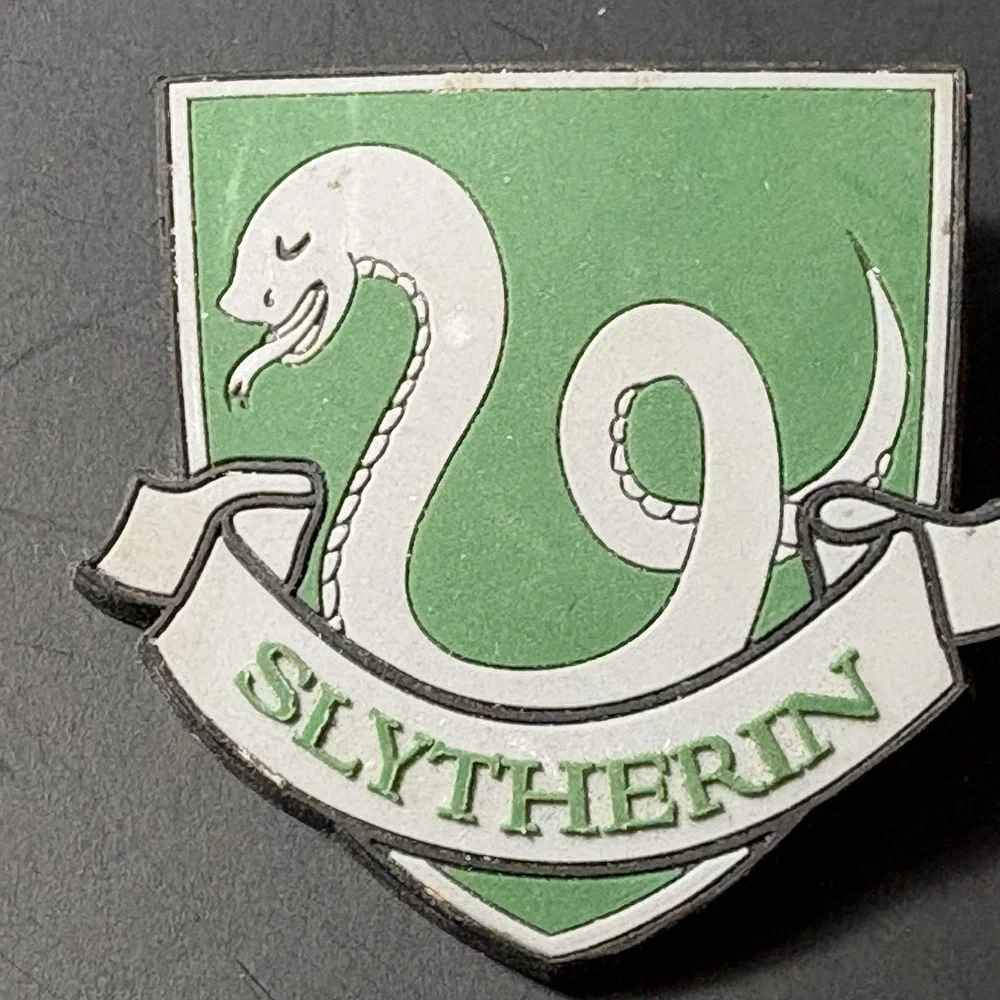 Harry Potter Slytherin House Enamel‎ Pin & Sorting Hat Metal Charm 2 Lot Fandom